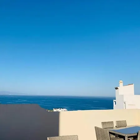 Halo - Incredible Sea View With Large Terrace Apartment *